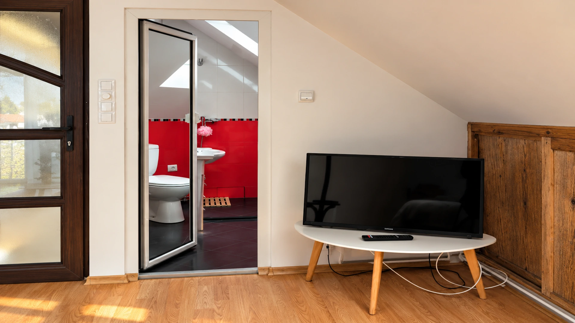 Suite 2 - Private lounge